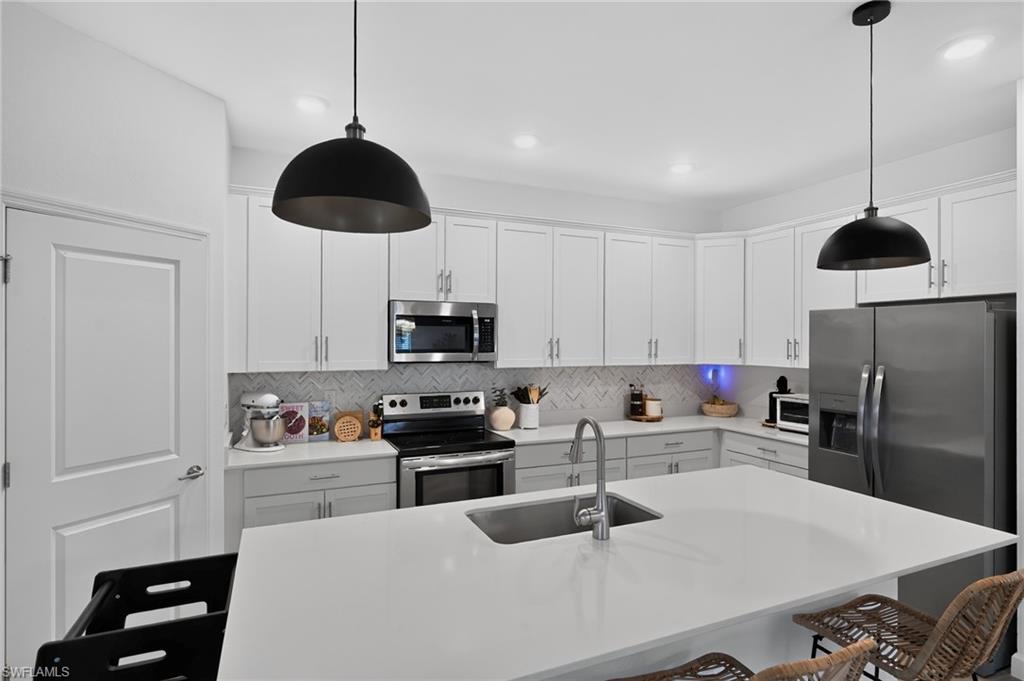 VALENCIA COUNTRY CLUB - Residential