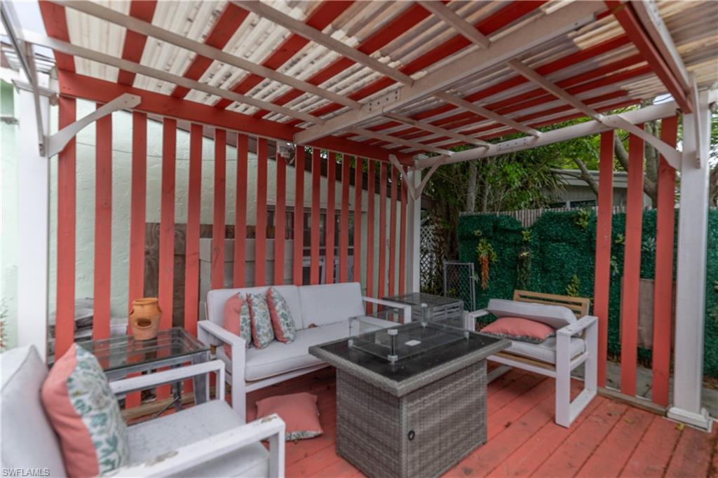 COASTAL ESTATES - Residential