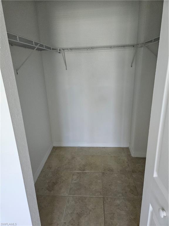 BELLA CASA - Residential Lease