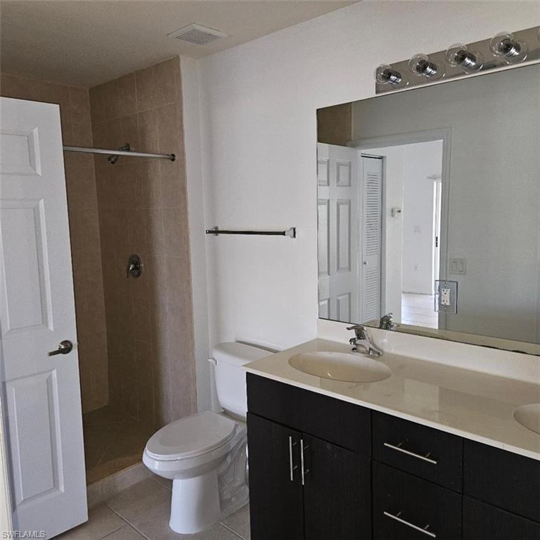 BELLA CASA - Residential Lease