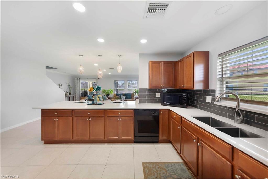 MARBLEBROOK - Residential