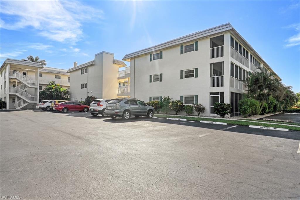 RIVIERA AT MOORINGS - Residential Lease