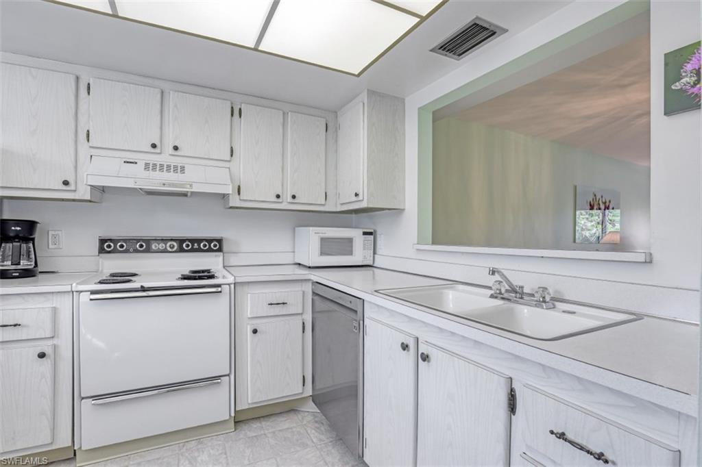 RIVIERA AT MOORINGS - Residential Lease