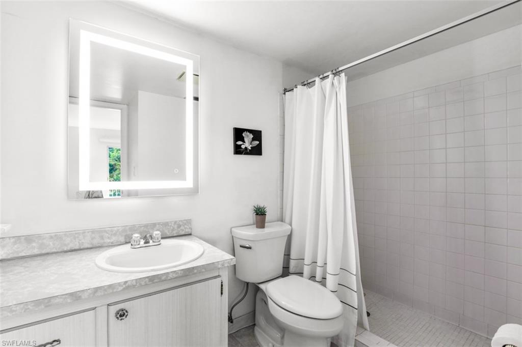 RIVIERA AT MOORINGS - Residential Lease