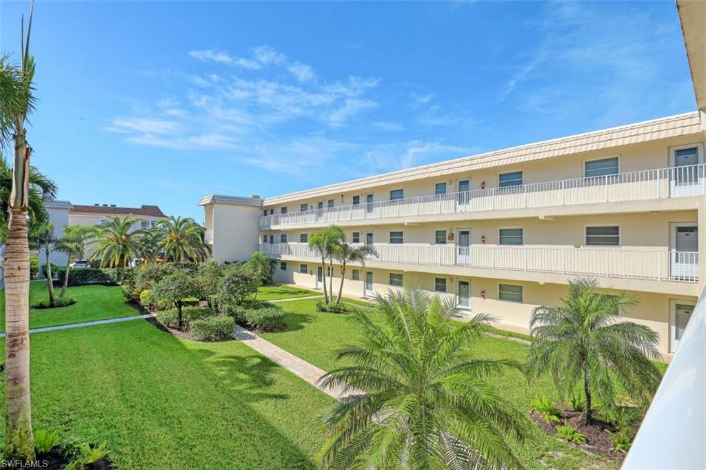 RIVIERA AT MOORINGS - Residential Lease
