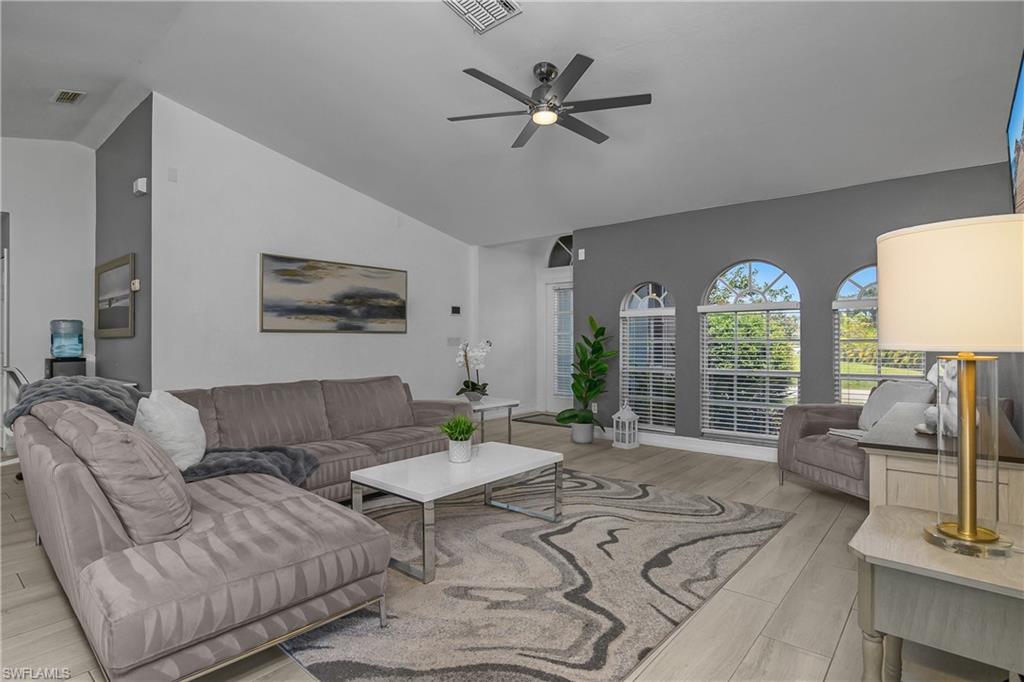 SAN CARLOS PARK - Residential