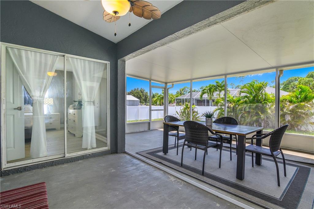 SAN CARLOS PARK - Residential