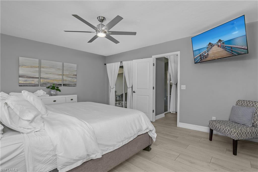 SAN CARLOS PARK - Residential