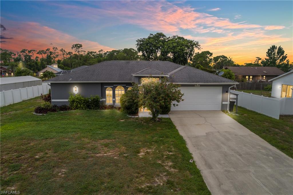 SAN CARLOS PARK - Residential