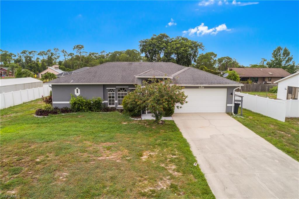SAN CARLOS PARK - Residential