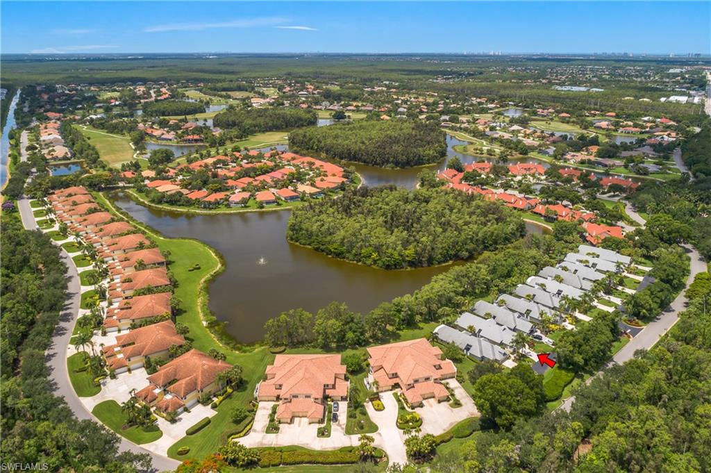 LAKESIDE VILLAS AT WILDCAT RUN - Residential