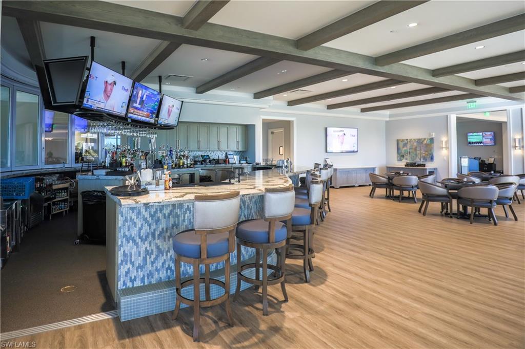 LAKESIDE VILLAS AT WILDCAT RUN - Residential