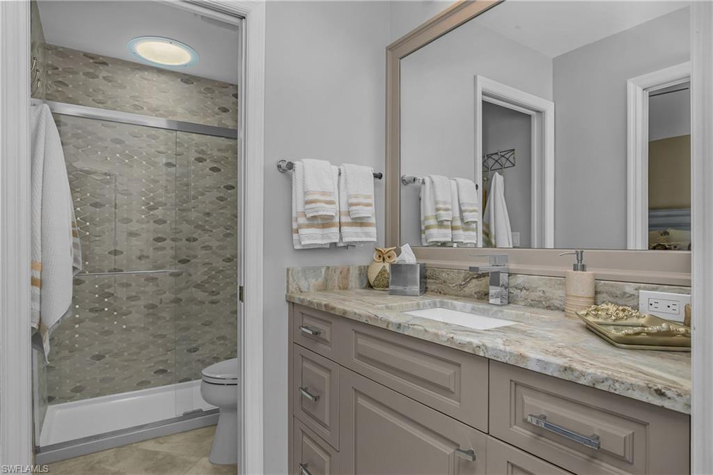 LAKESIDE VILLAS AT WILDCAT RUN - Residential