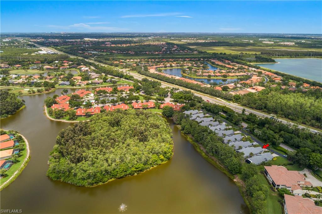 LAKESIDE VILLAS AT WILDCAT RUN - Residential
