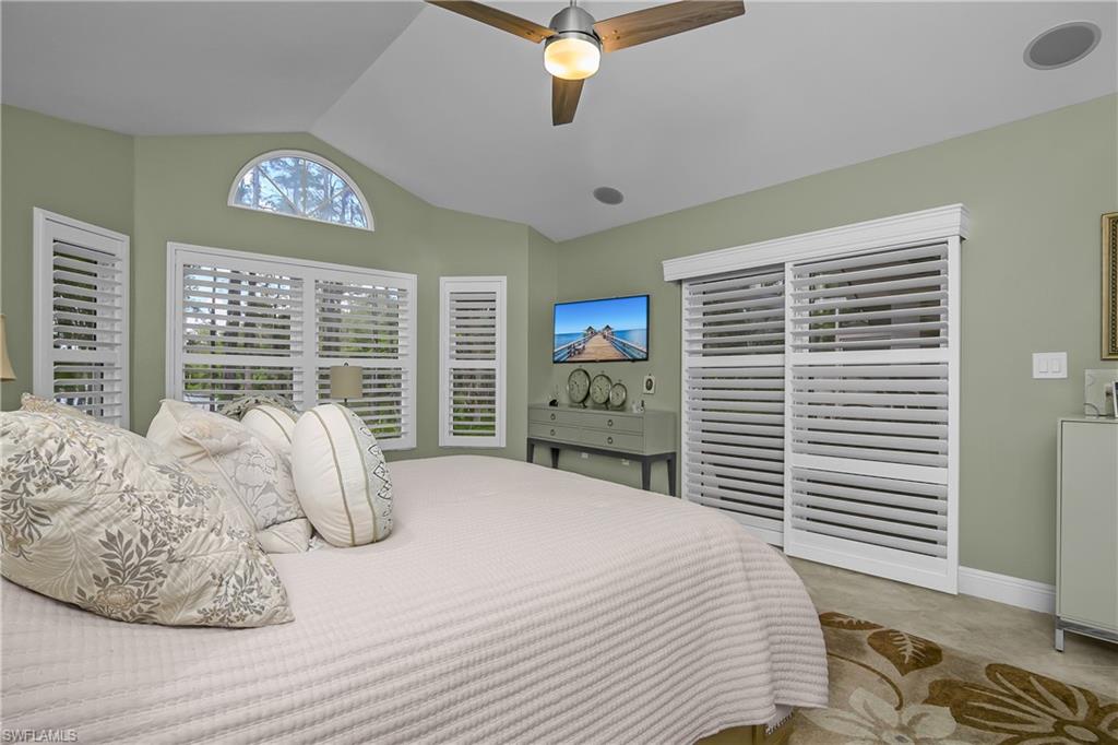 LAKESIDE VILLAS AT WILDCAT RUN - Residential