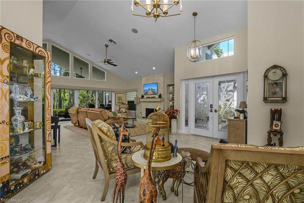 LAKESIDE VILLAS AT WILDCAT RUN - Residential