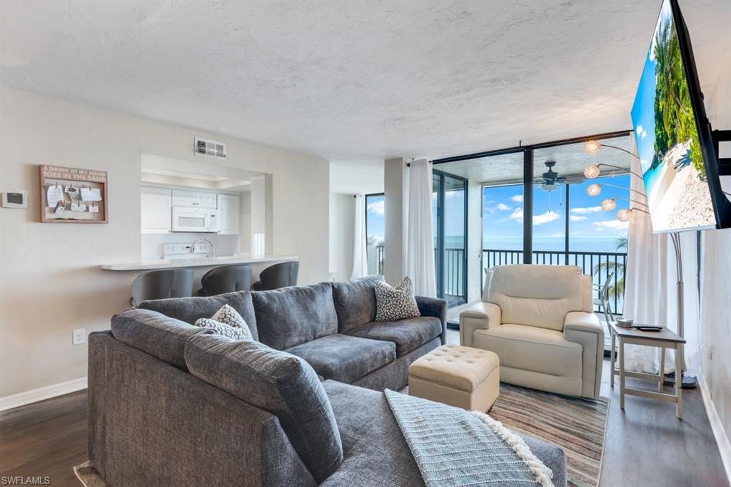 BAYSHORES - Residential Lease