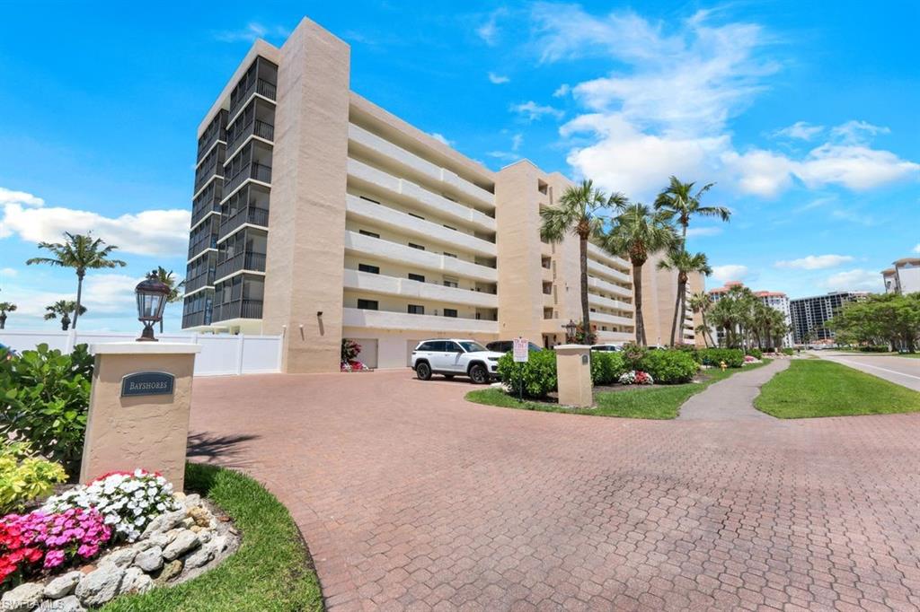 BAYSHORES - Residential Lease