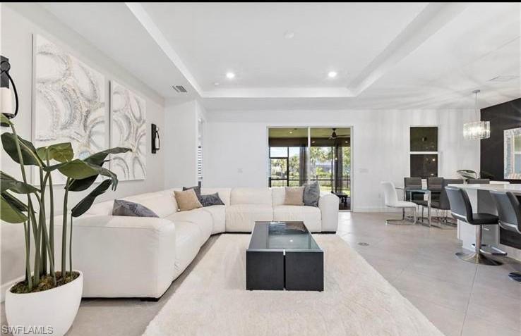LAKE BABCOCK - Residential Lease