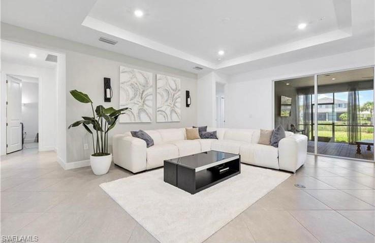 LAKE BABCOCK - Residential Lease