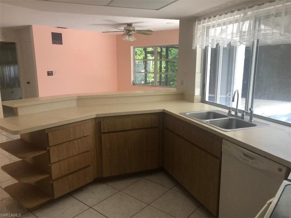 ST ANDREWS AT LELY GOLF ESTATES - Residential