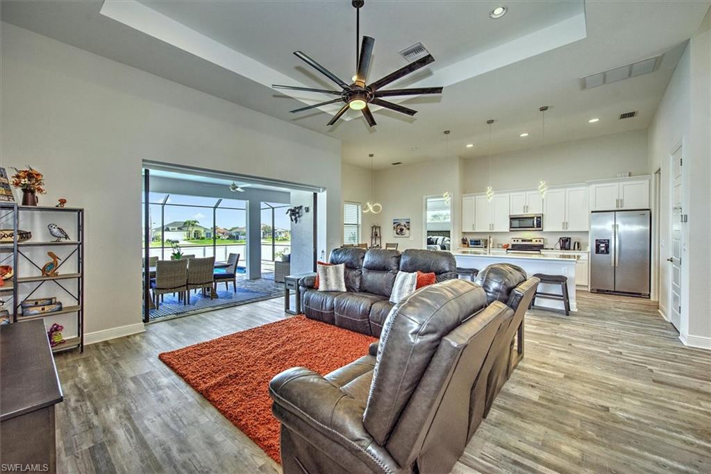 CAPE CORAL - Residential Lease