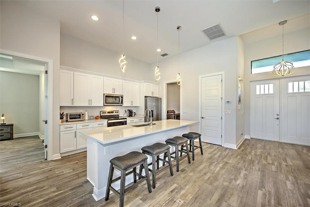 CAPE CORAL - Residential Lease