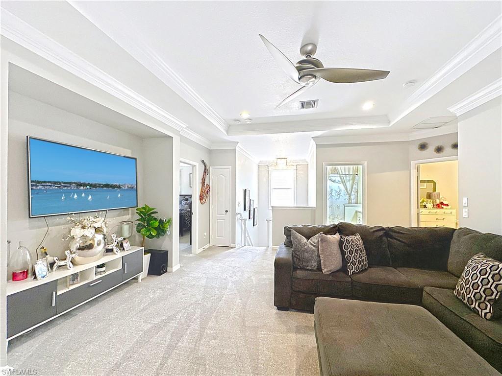 PROMENADE EAST - Residential