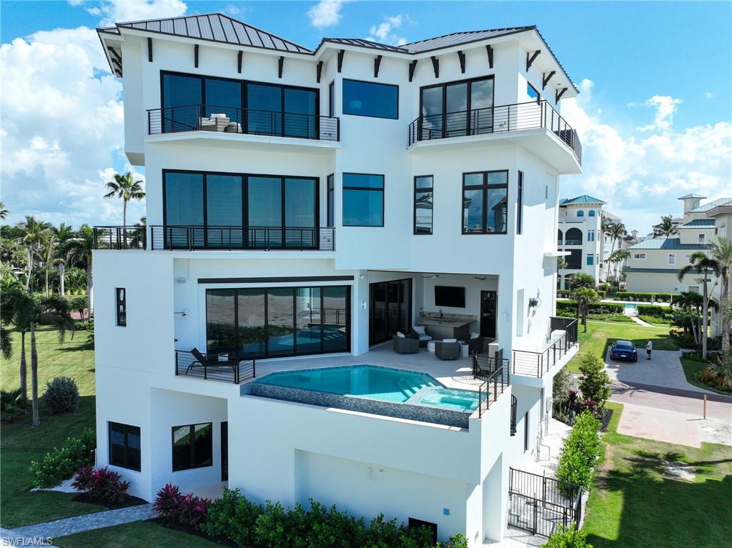 BAREFOOT BEACH - Residential