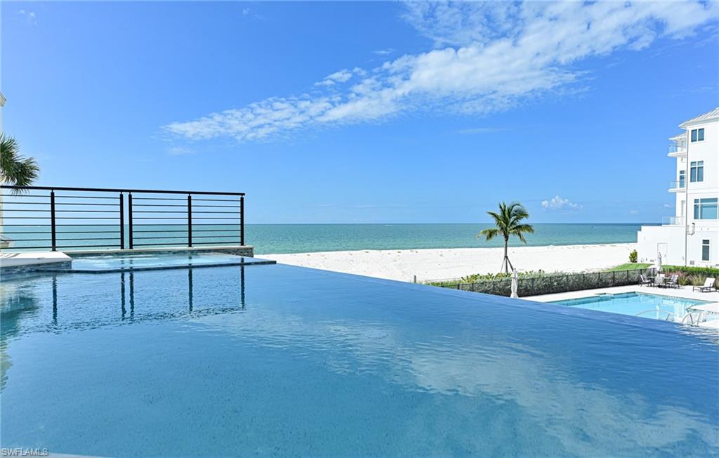 BAREFOOT BEACH - Residential