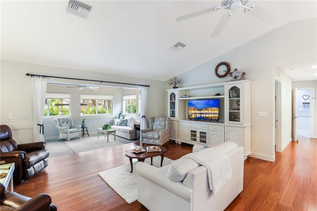 OAKES ESTATES - Residential