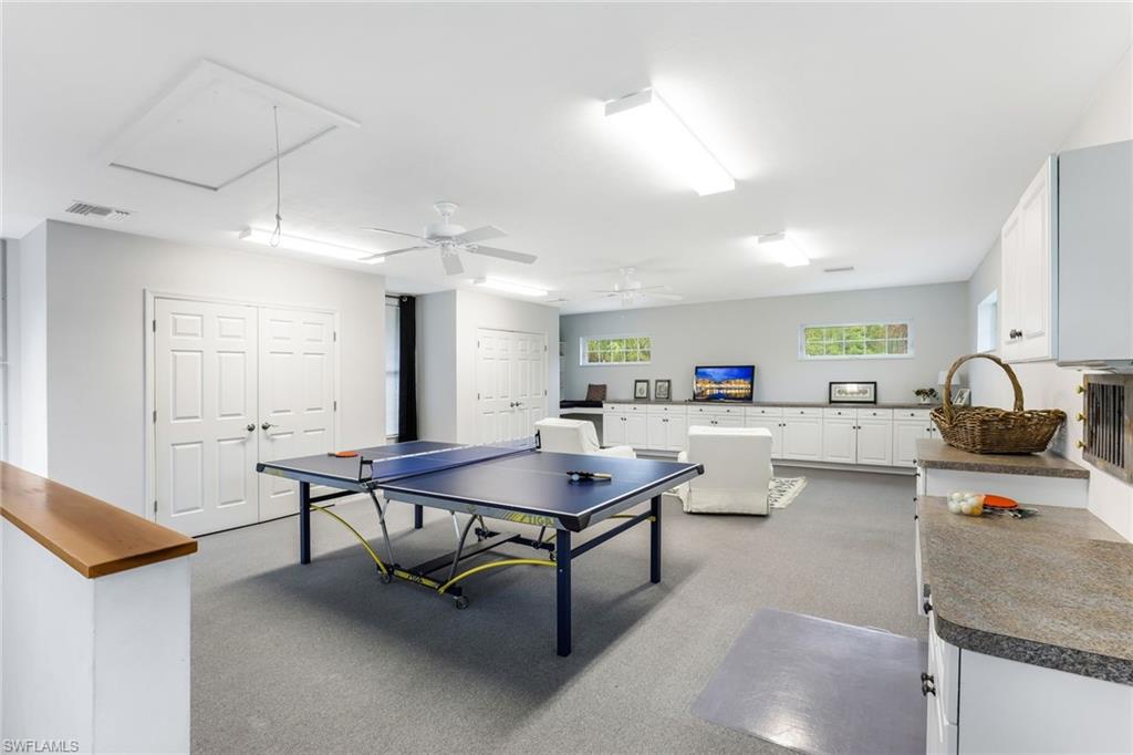 OAKES ESTATES - Residential