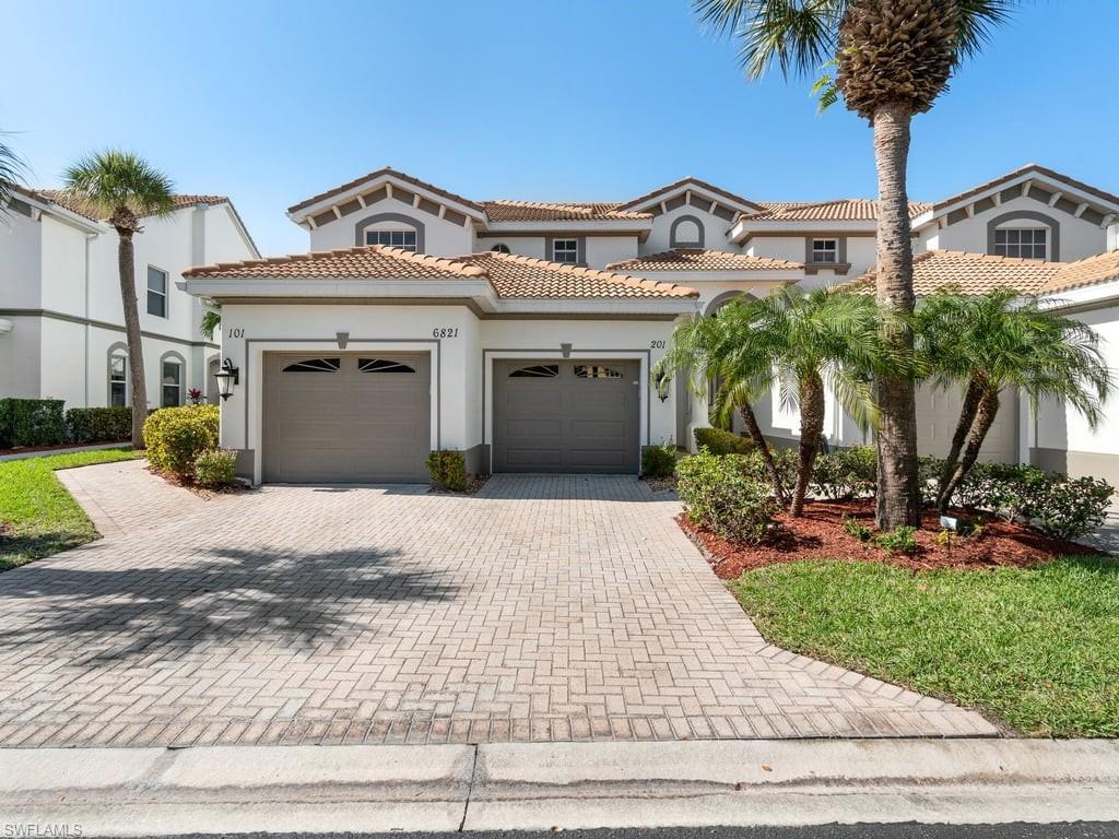 STERLING LAKES - Residential
