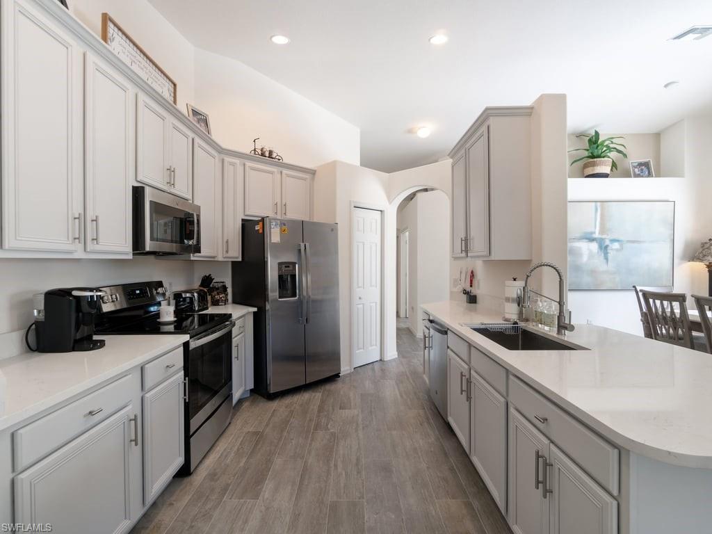 STERLING LAKES - Residential
