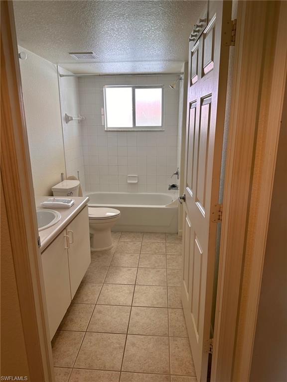 KEY ROYAL CONDOMINIUMS - Residential Lease