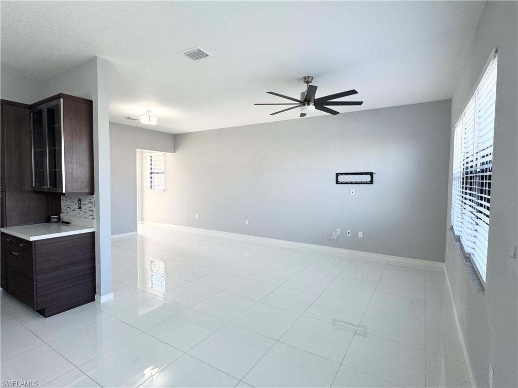 FRONTERRA - Residential Lease