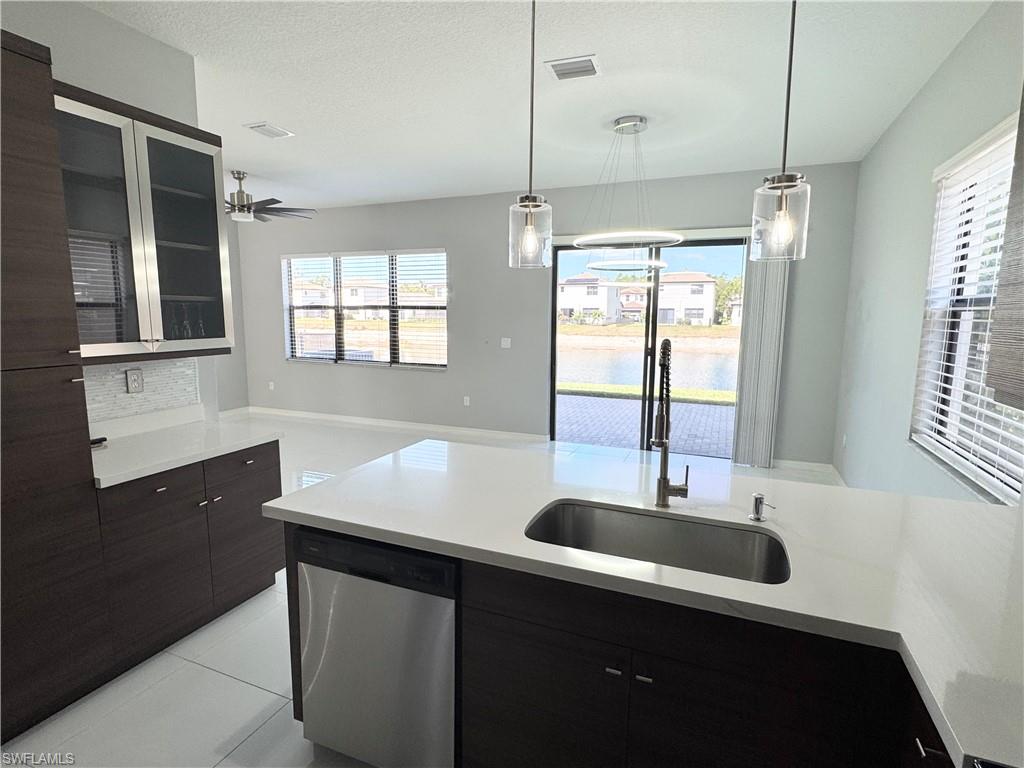 FRONTERRA - Residential Lease