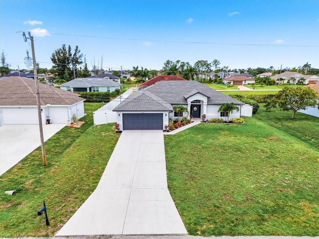 CAPE CORAL - Residential