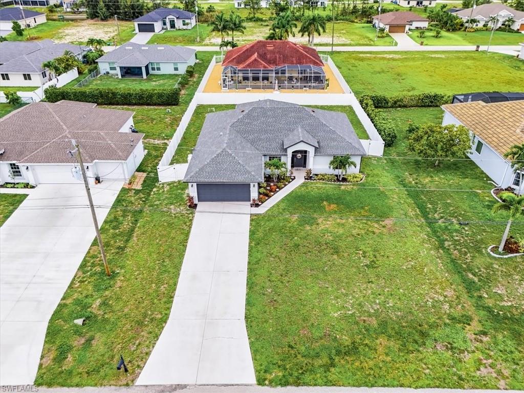 CAPE CORAL - Residential