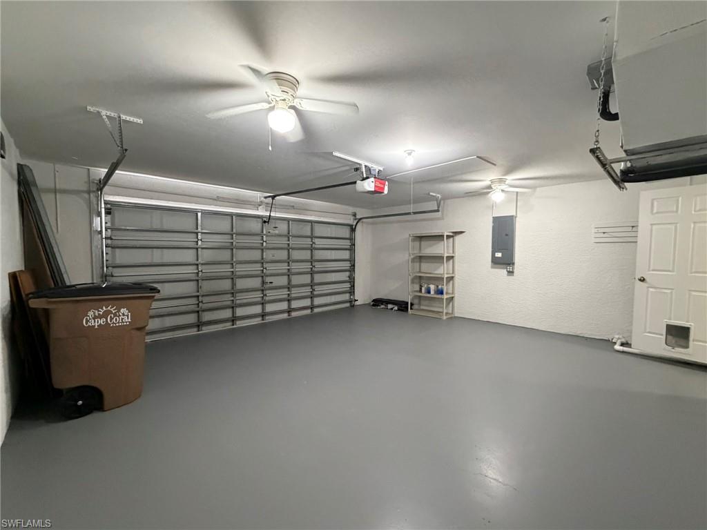 CAPE CORAL - Residential Lease