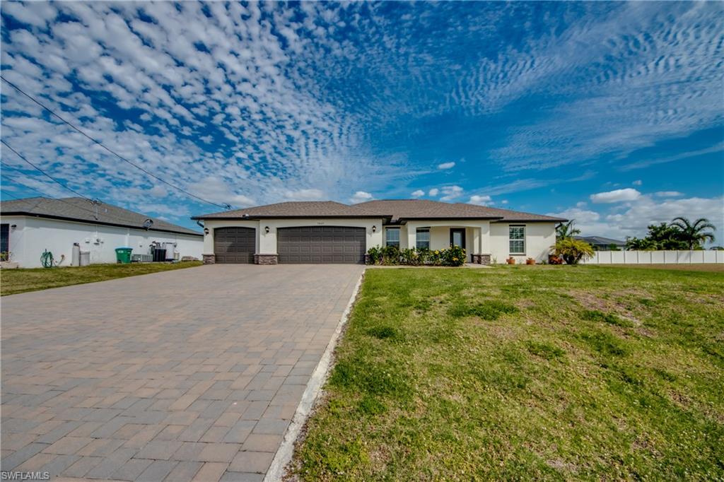 CAPE CORAL - Residential