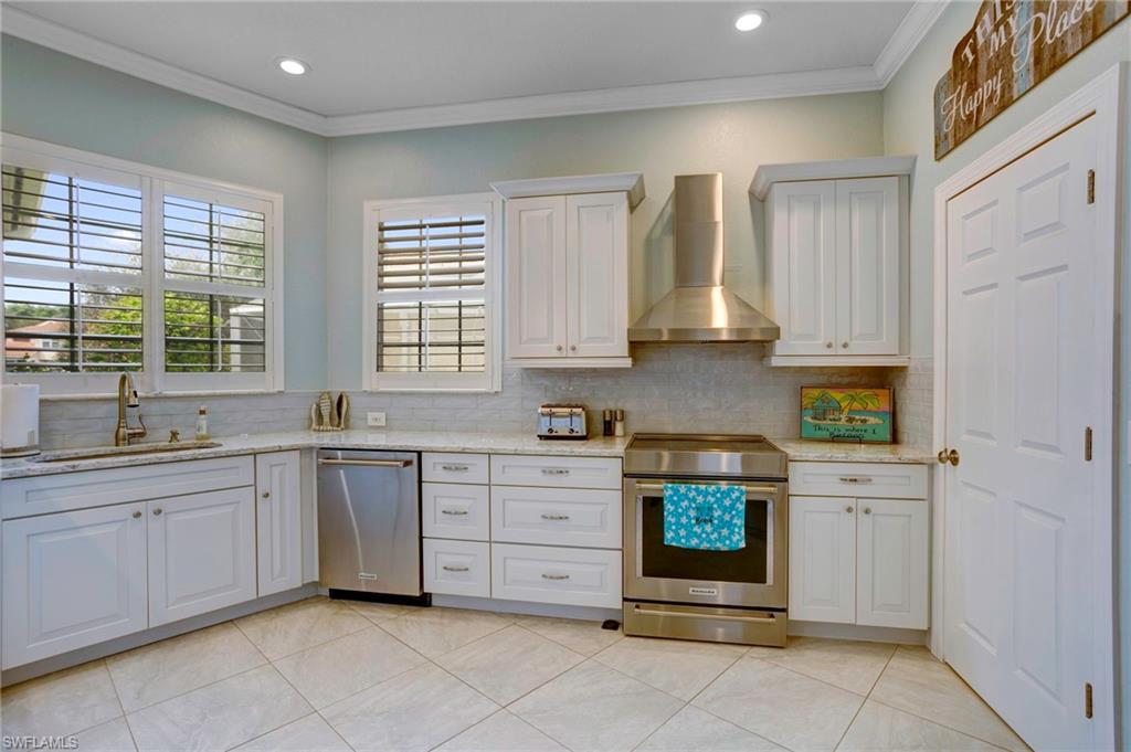 CORINTHIAN GARDENS AT WORLD - Residential Lease