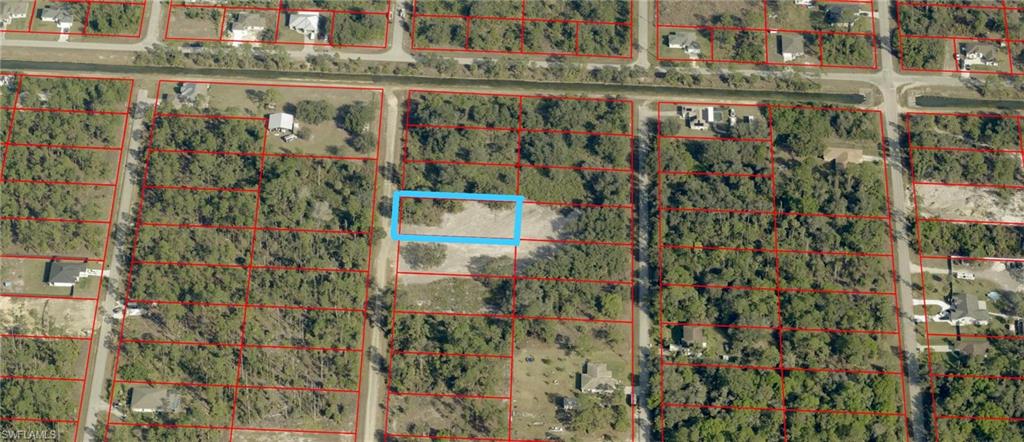 LEHIGH ACRES - Land