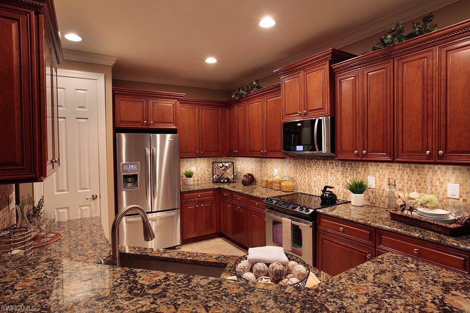 NAUTICA LANDING - Residential