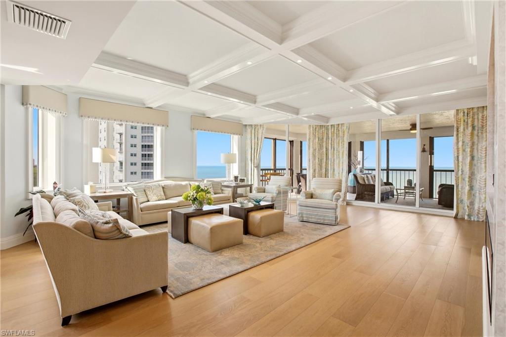 CARLYSLE AT BAY COLONY - Residential