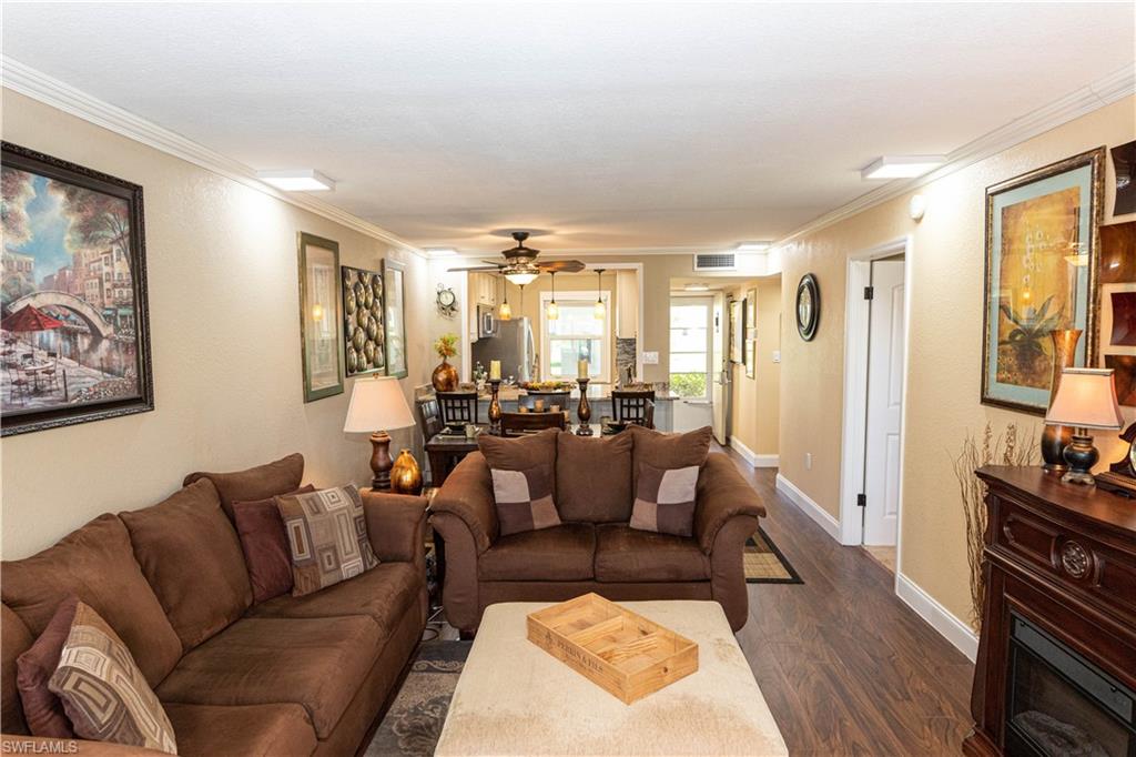 SEVEN LAKES - Residential