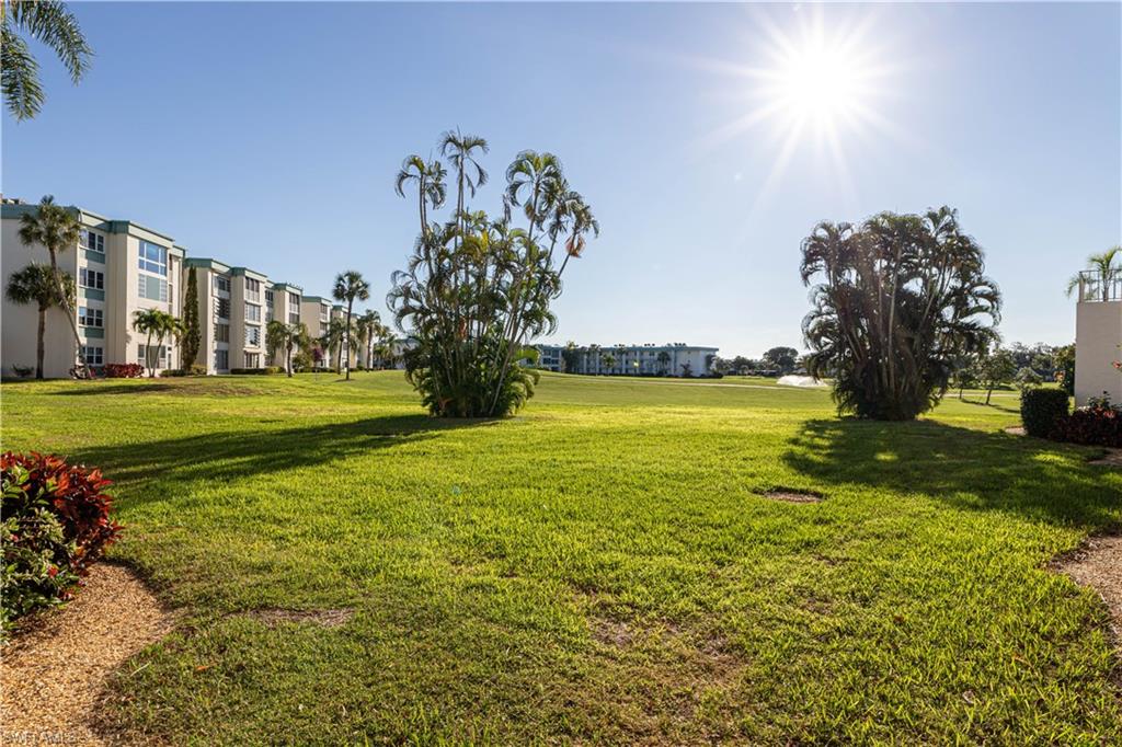 SEVEN LAKES - Residential