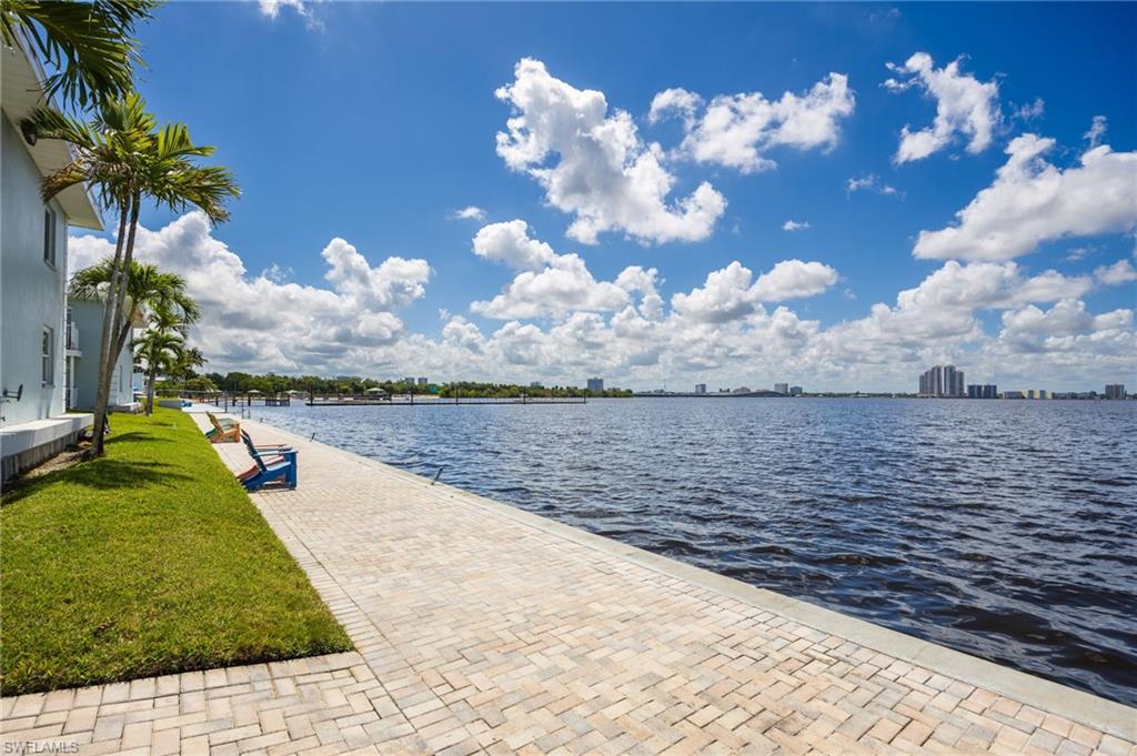PALMS AT WATERS EDGE - Residential