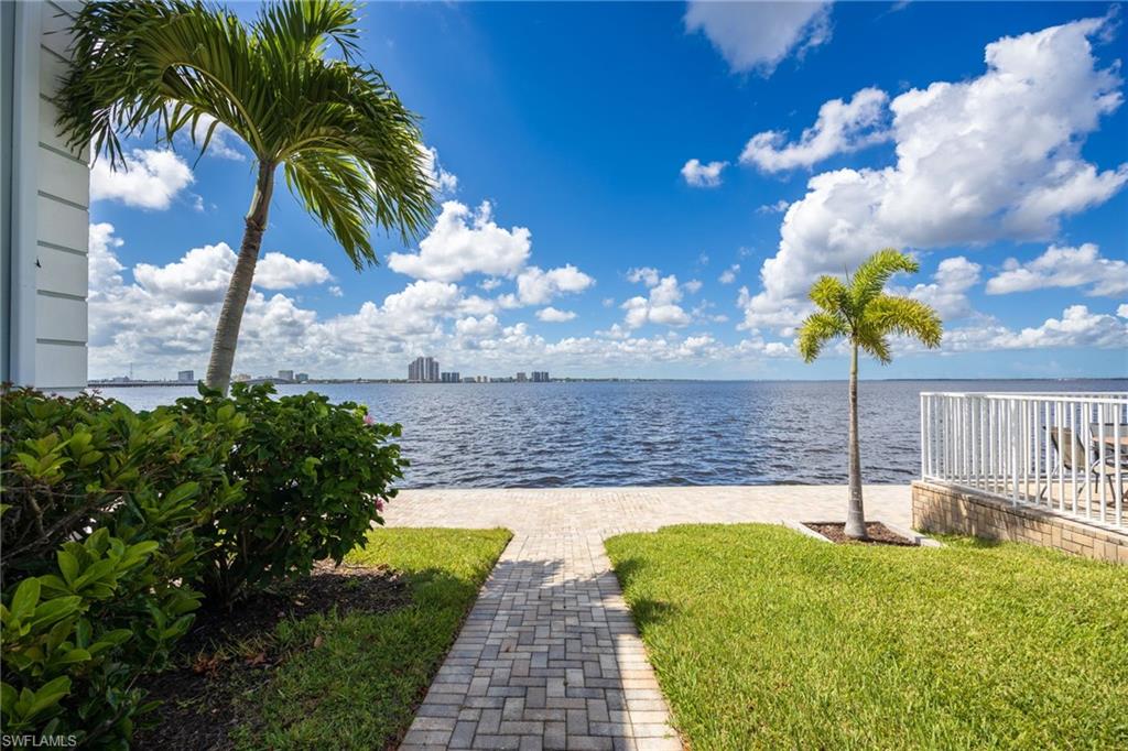 PALMS AT WATERS EDGE - Residential