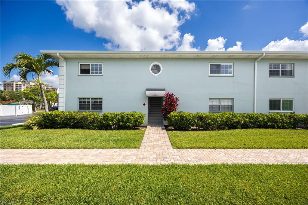 PALMS AT WATERS EDGE - Residential